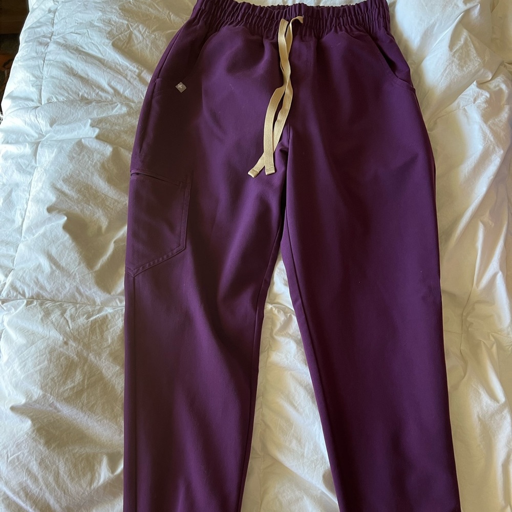 Figs deep purple joggers